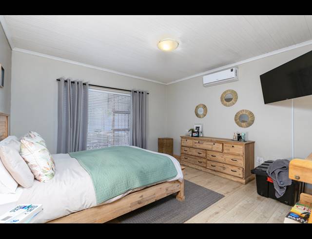 3 BEDROOM FREEHOLD FOR SALE IN PARKLANDS